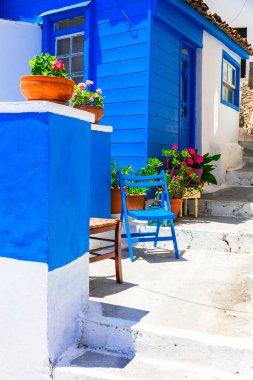 Geleneksel renkli Yunanistan serisi - Kokkari köyünün büyüleyici sokakları, Samos adası