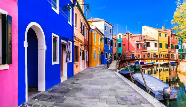 Renkli Yerler Kasabalar Burano Adası Venedik Talya Yakınlarındaki Evleri Işaretleri — Stok fotoğraf