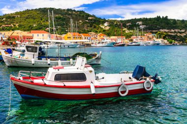 Paxos, Yunanistan 'ın İyon adaları. Lakka Köyü. Yunan yaz tatili