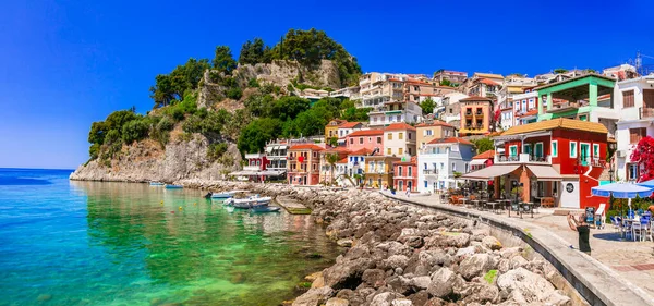 Piękne Kolorowe Nadmorskie Miasteczko Parga Grecji Epirus Maj 2017 Greckie — Zdjęcie stockowe