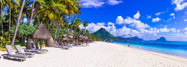 Legjobb Trópusi Strandok Gyönyörű Flic Flac Strand Fehér Homokkal Mauritius — Stock Fotó