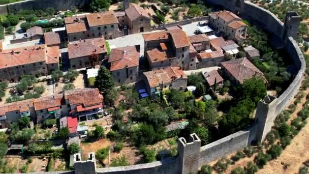 Aerial Drone View Fortified Medieval Town Castle Monteriggioni Tuscany Siena — Stockvideo