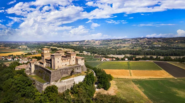 Uno Los Castillos Medievales Más Famosos Hermosos Italia Histórico Torrechiara — Foto de Stock