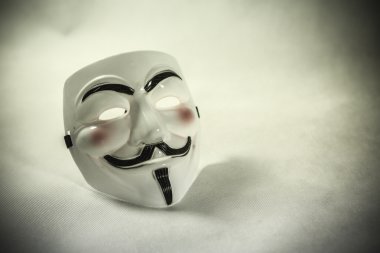 Anonim maskesi