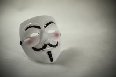 Anonim maskesi