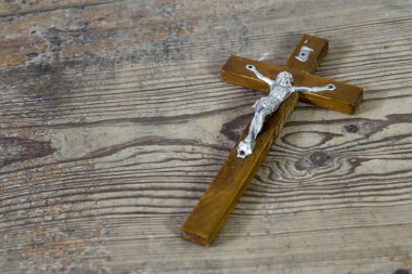 Güzel eski cross İsa ile