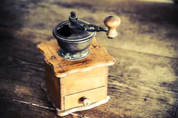 Vintage manual coffee grinder — Stock Photo, Image