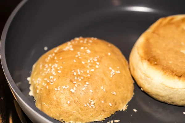 Haciendo hamburguesa — Foto de Stock