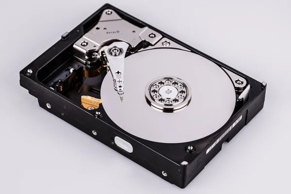 Pevný disk disk hdd izolované na bílém pozadí — Stock fotografie