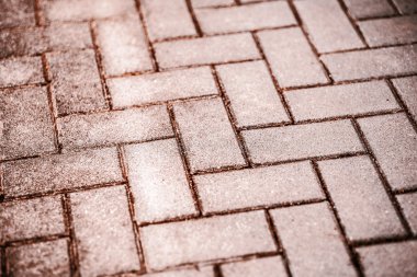 birbirine kaldırım