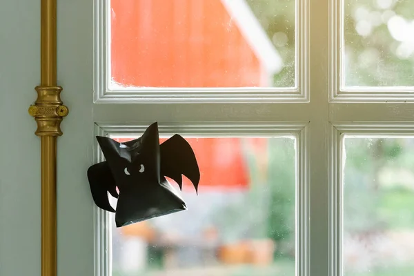 Орігамі Кажан Чорного Паперу Ізольований Скляному Вікні Або Фоні Дверей — стокове фото