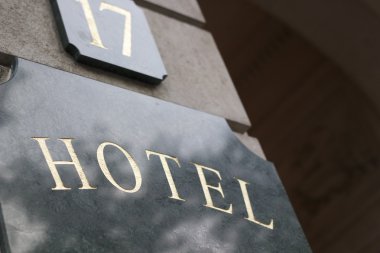 Paris 'te otel tabelası