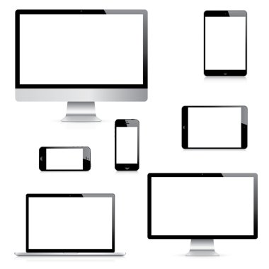 Modern gerçekçi izole bilgisayar, dizüstü bilgisayar, tablet ve smartphone vektörler kümesi