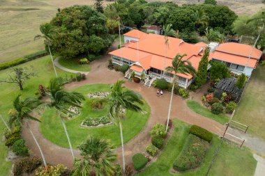 Mackay, Queensland, Avustralya - Ekim 2021: 1915 'te Greenmount Çiftliği' nin öncü çiftçi bir ailesi tarafından tarihi miras olarak listelenmiş bir çiftlik inşaatı