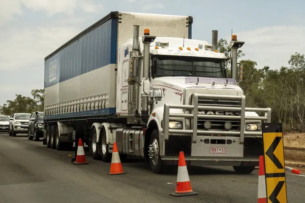 Bruce Highway Mackay Townsville Queensland Australia November 2021 Large Truck — Stock Photo, Image