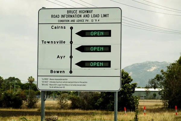 Mackay Townsville Bruce Highway Queensland Australia Noviembre 2021 Señal Límite —  Fotos de Stock