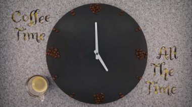 Kahve saati, kahve saati, kahve çekirdeği saatinin etrafındaki el hareketlerini durdur.