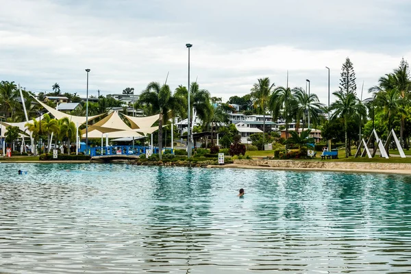 Airlie Beach Queensland Australia January 2022 People Swimming Public Lagoon — Fotografia de Stock