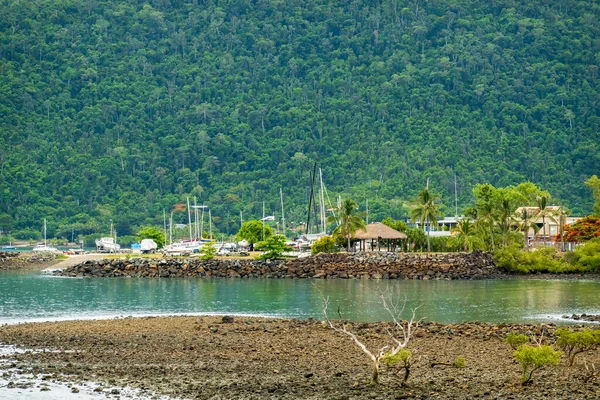 Airlie Beach Queensland Austrálie Leden 2022 Přes Přítok Jachtového Klubu — Stock fotografie