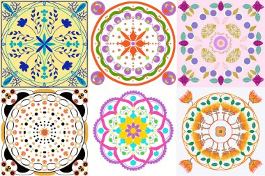 Beyaz arkaplanda elle boyanmış renkli fayanslardan oluşan bir koleksiyon..