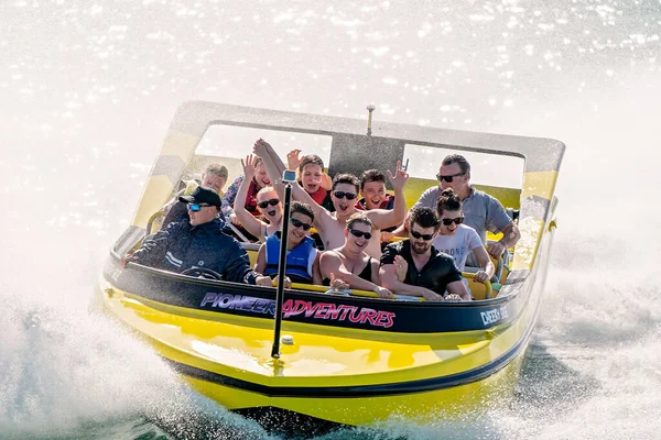 에일리 오스트레일리아 퀸즐랜드 화이트 Whitsundays 2022 관광객들 보트를 흥분된 경험을 — 스톡 사진