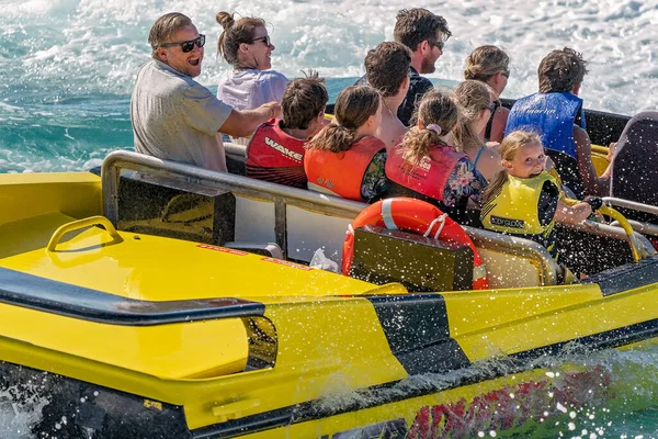 에일리 오스트레일리아 퀸즐랜드 화이트 Whitsundays 2022 관광객들 보트를 흥분된 경험을 — 스톡 사진