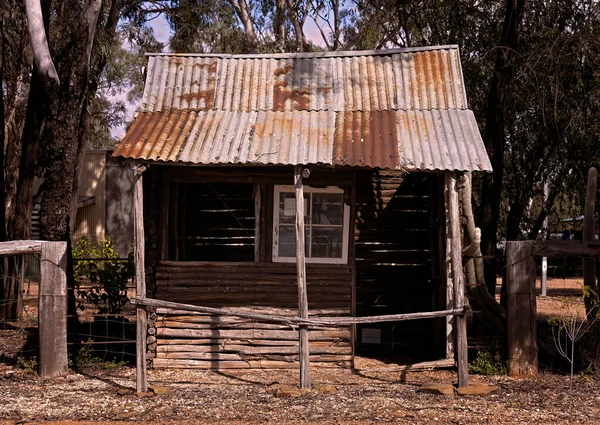 Ejemplo Reconstruido Una Cabaña Minera Temprana Los Campos Gemas Australianos — Foto de Stock