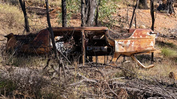Viejo Camión Oxidado Dejado Para Pudrirse Los Campos Gemas Zafiro — Foto de Stock