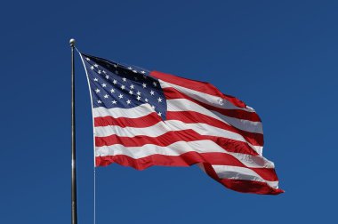 Amerikan bayrağı uçan