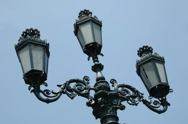 Şehir merkezinde sokak lambası lima peru — Stok fotoğraf