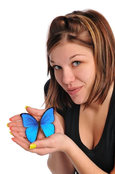 Mujer joven con mariposa — Foto de Stock