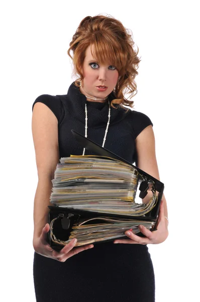 Femme de bureau avec une pile de fichiers — Photo
