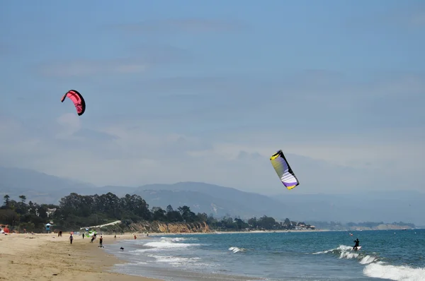 Kitesurfer at the beach — Stock Photo, Image