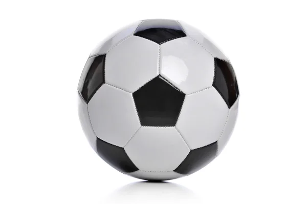 Футбол изолирован на белом — стоковое фото