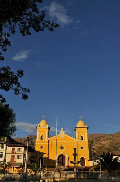 Panoráma, Cajabamba város, a perui Andokban — Stock Fotó