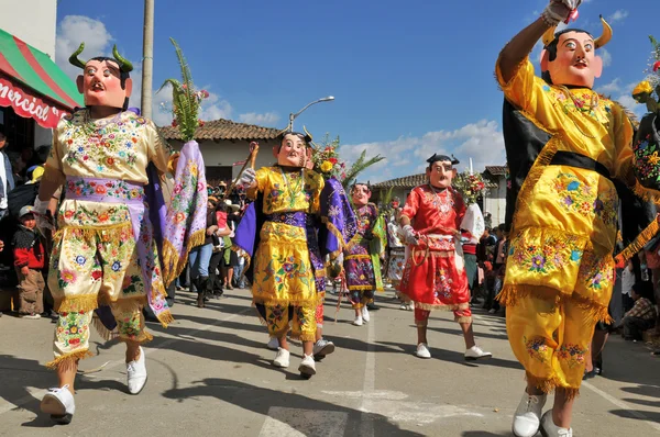 Perulu Folklor dansı "los diablos" Kuzey Peru — Stok fotoğraf