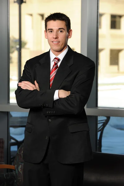 Joven hombre de negocios — Foto de Stock