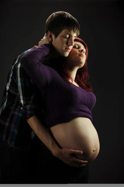 Young Couple Expecting — Stock Photo, Image