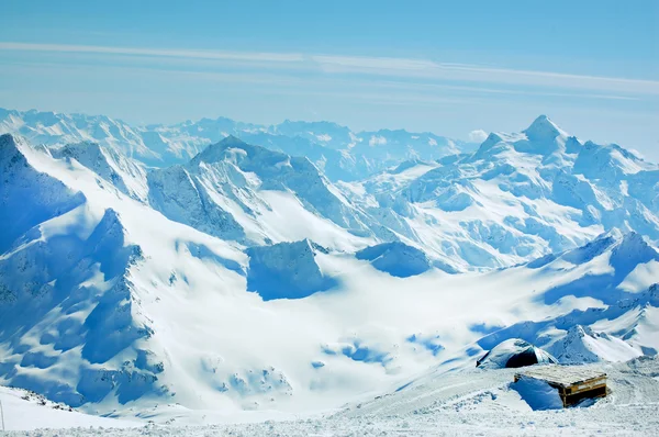 Beautiful view of mountains — Stock Photo, Image