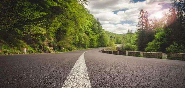 Vue Route Vide Dans Les Montagnes Des Carpates — Photo