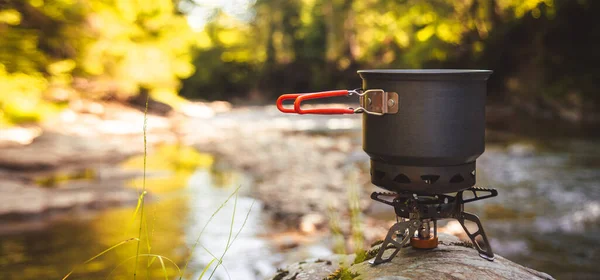 Cooking Food Using Camping Gas Hike River Carpathians — 图库照片