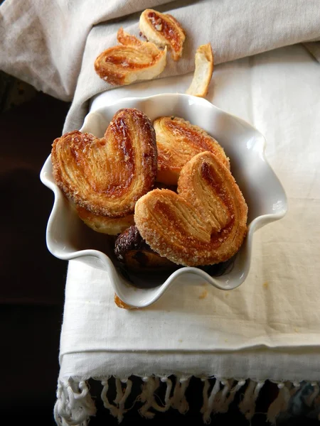 Palmera (Palmier); słodkie ciasto francuskie — Zdjęcie stockowe