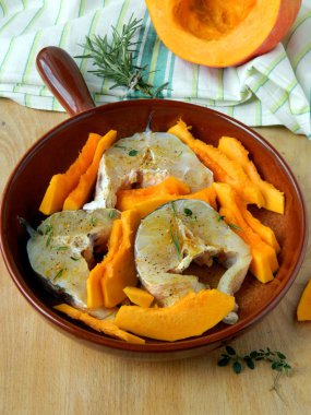 Kabak ile ızgara balık