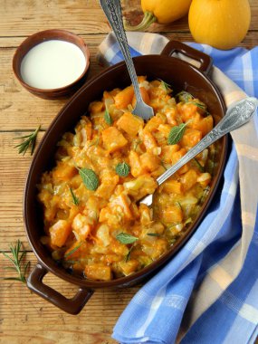 lezzetli sebze güveç