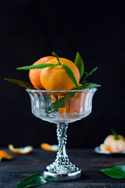 As mandarinas em um vaso — Fotografia de Stock