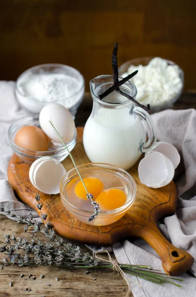 Lavender , milk , eggs , cottage cheese — Stock Photo, Image