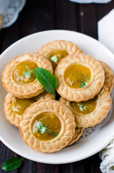 Shortbread cookies with lemon jam — Stock Photo, Image