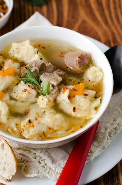 Soup with meat dumplings — Stock Photo, Image