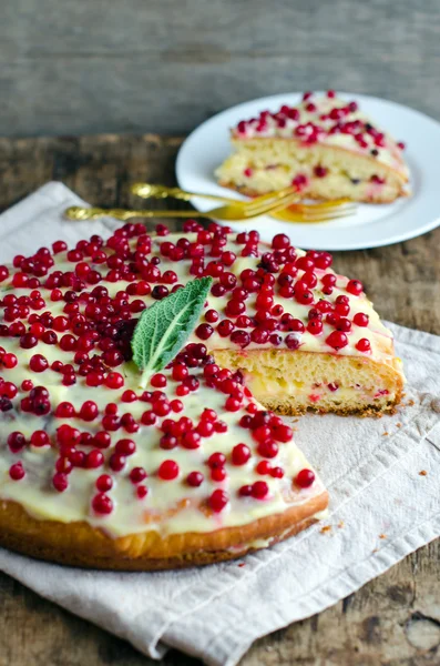 Brioche med vinbär — Stockfoto