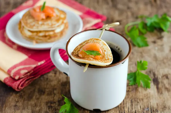 Pancakes with salmon — Stock Photo, Image